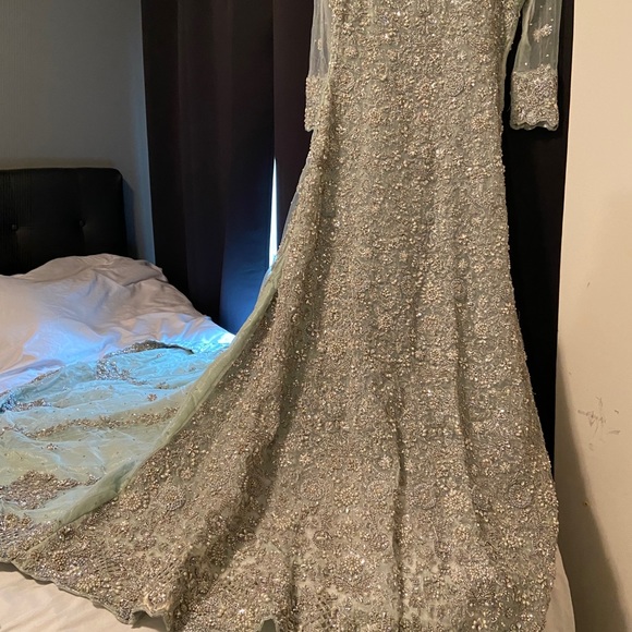 Wedding dress ( walima ) or another occasion - Picture 3 of 6